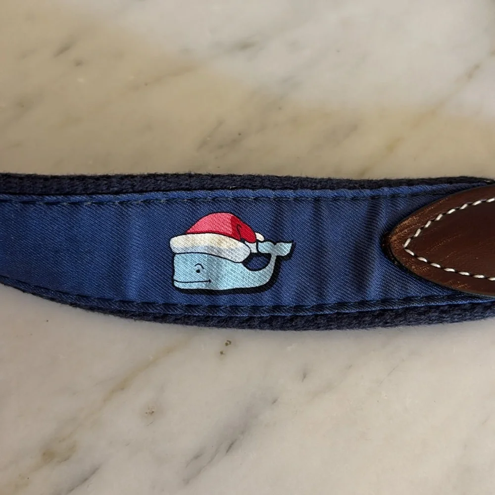 Vineyard Vines Boys “Santa Whale” Belt size 26